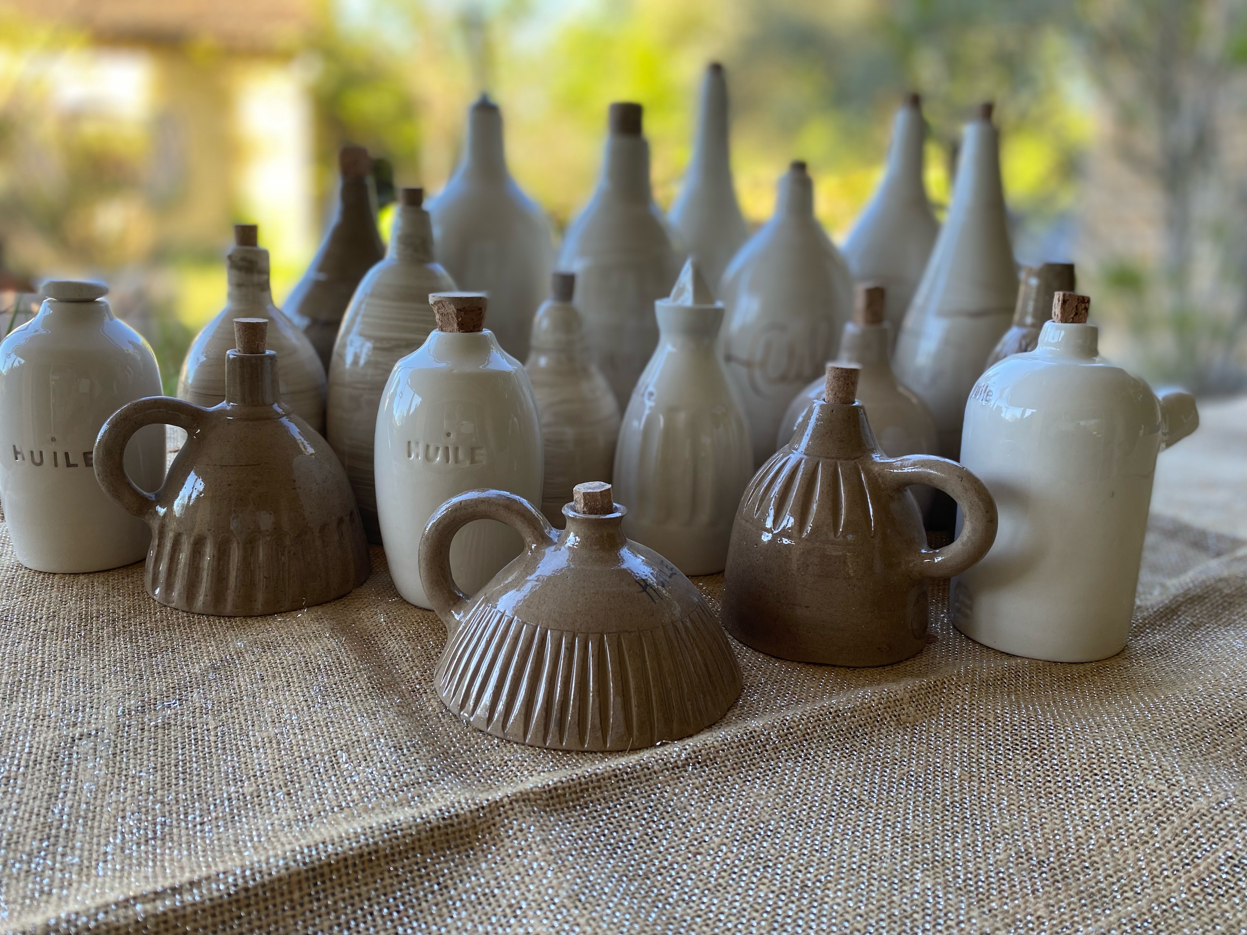 Collection d'huiliers en céramique artisanale, La Véranda Créations, Ansouis Provence